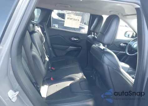 2019 Jeep Cherokee Latitude Plus 4X4 from USA, damaged, VIN 1C4PJMLB9KD413272